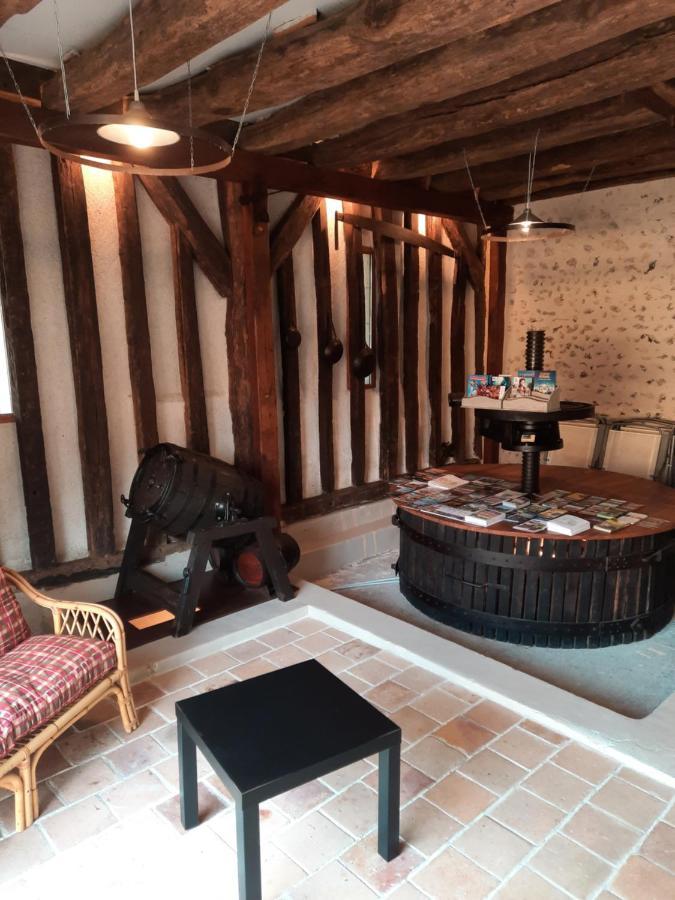La Maison Genevier - Chambre Doreline Montreuil-en-Touraine Exterior photo